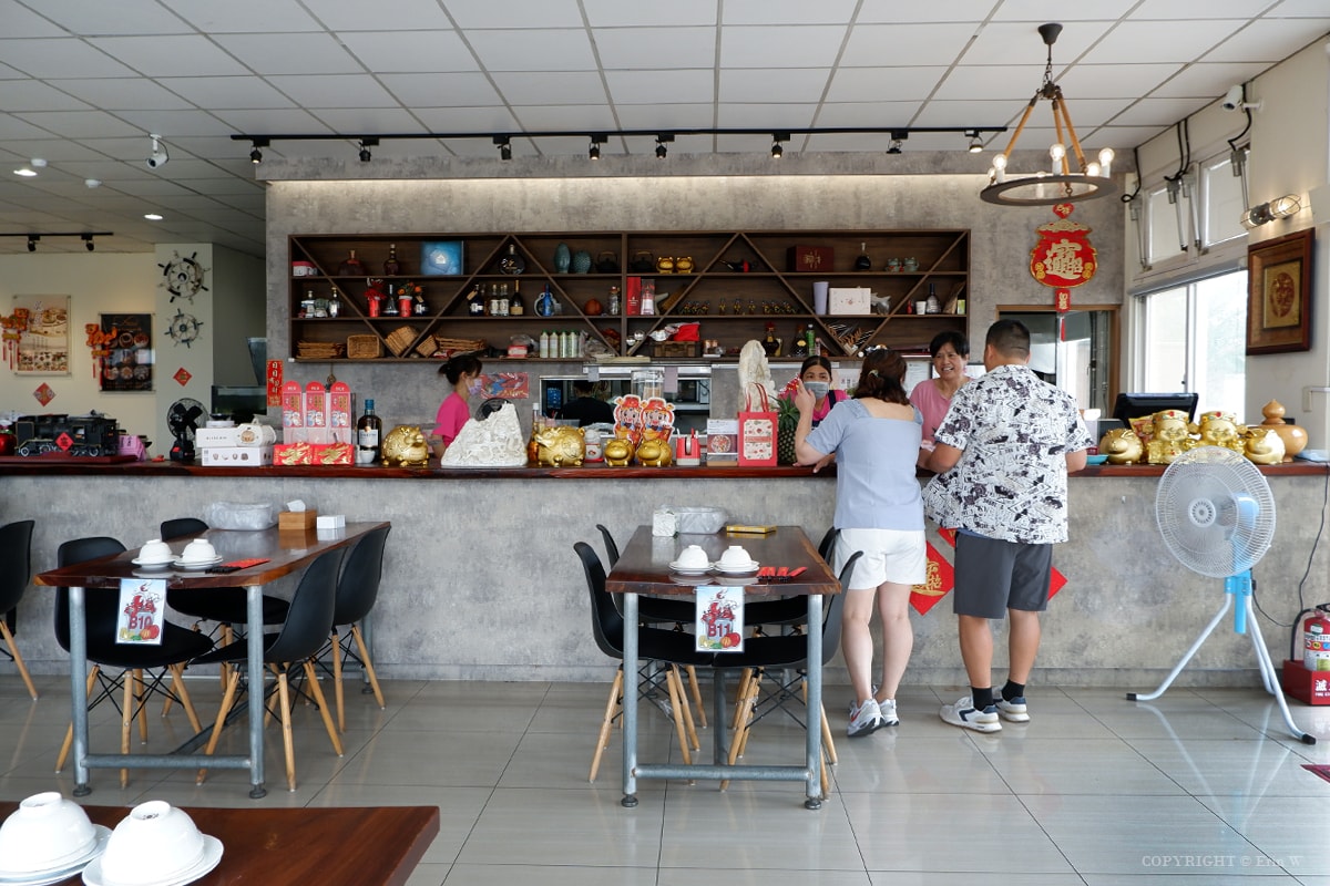 【新竹餐廳】 老漁港新海鮮餐廳 豪邁霸氣水桶海鮮大餐 視覺味覺雙饗受 新竹區漁會旁 - 第6張圖 【新竹餐廳】 老漁港新海鮮餐廳 豪邁霸氣水桶海鮮大餐 視覺味覺雙饗受 新竹區漁會旁