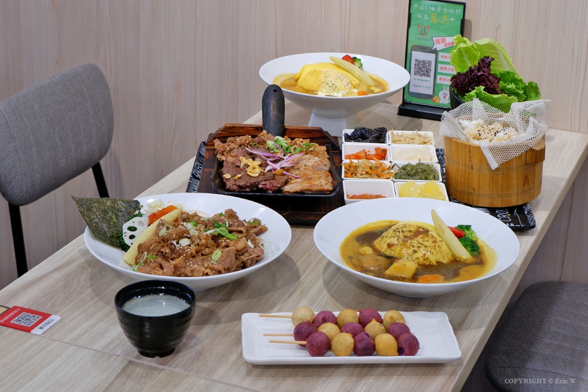 新竹.湖口|牛柒丼食堂 「鍬」肉控一起來吃浮誇系鐵鍬燒肉料理 湖口王爺壟的日式平價丼飯食堂 - 第18張圖 新竹.湖口|牛柒丼食堂 「鍬」肉控一起來吃浮誇系鐵鍬燒肉料理 湖口王爺壟的日式平價丼飯食堂