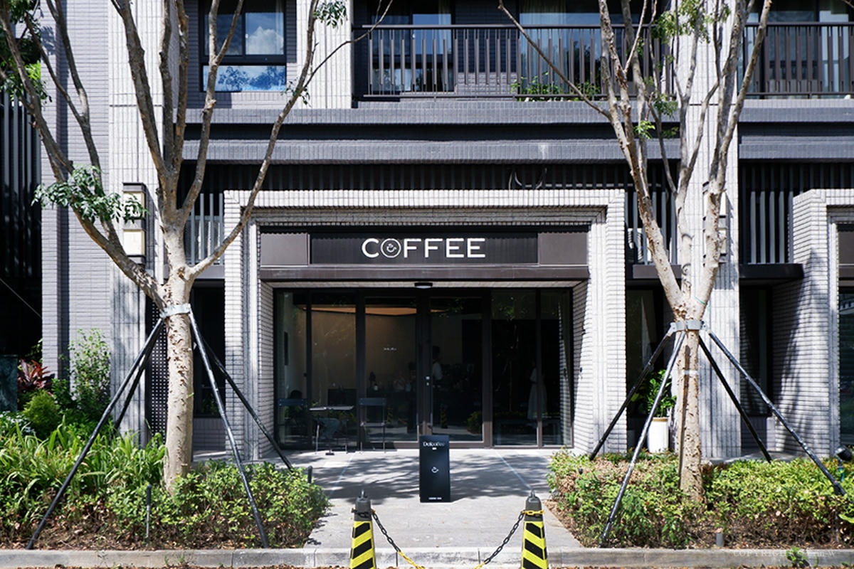 新竹．新豐｜Defcoffee 綠洲店｜藏在明新科大旁的平價咖啡小綠洲 喝一杯屬於自己的喘息時光