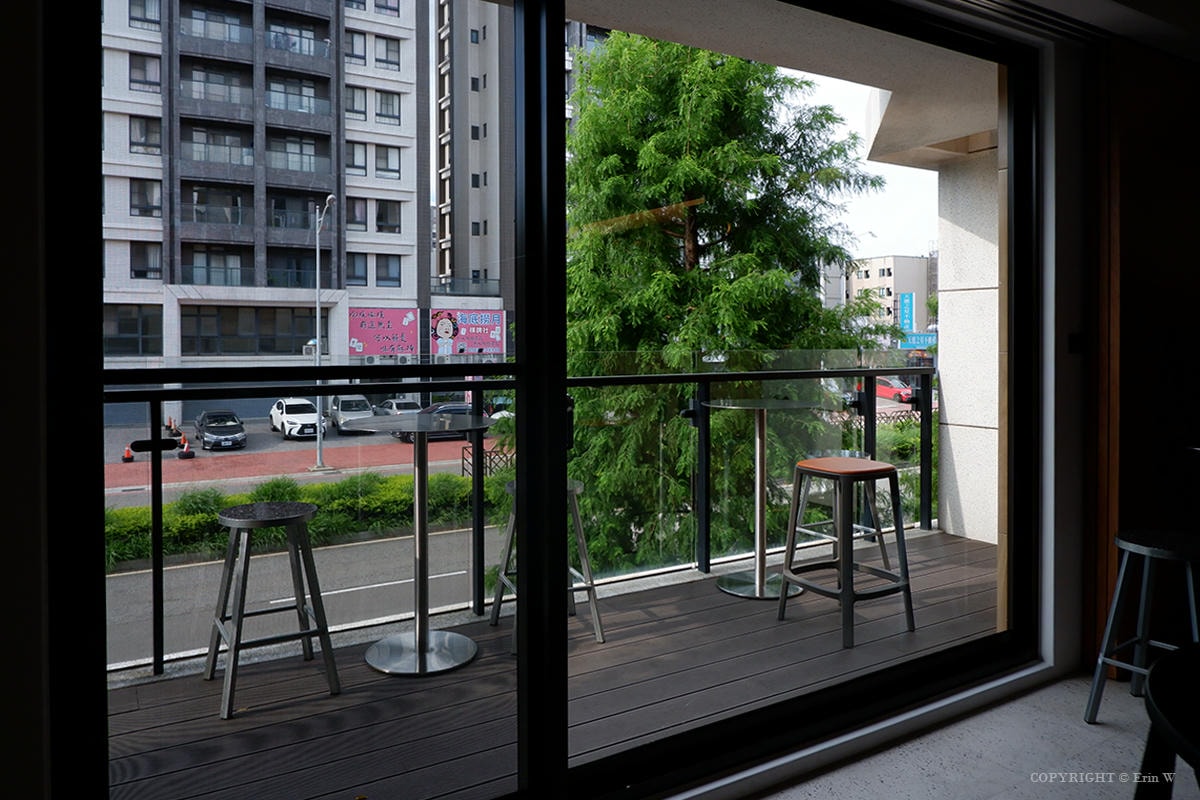 苗栗.竹南|Aoka coffee|苗栗竹南的質感咖啡專賣店 室內設計師打造的美學空間 - 第14張圖 苗栗.竹南|Aoka coffee|苗栗竹南的質感咖啡專賣店 室內設計師打造的美學空間