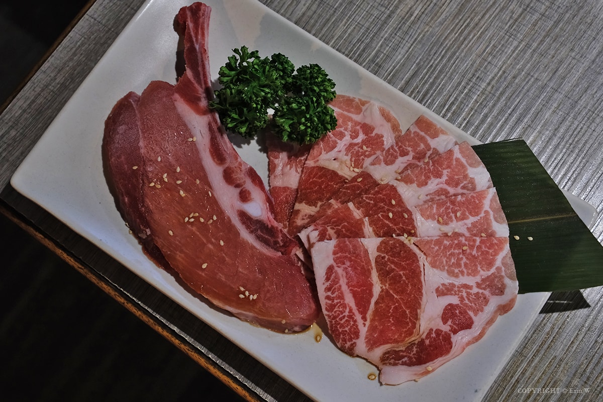 新竹｜柒伍無煙燒肉｜解放雙手 貼心代烤代剝 火烤兩吃吃到飽 新竹平價高質燒肉推薦