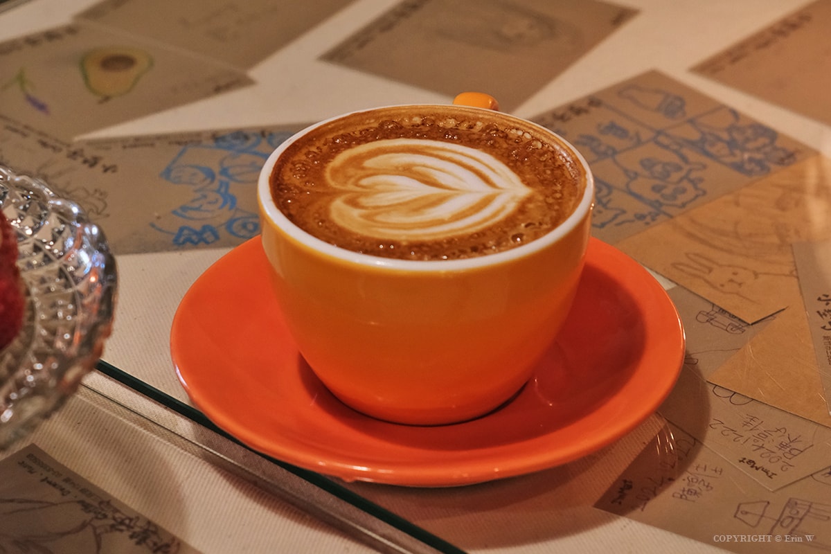 新竹｜I’mmat cafe 小墊子｜在新竹深耕多年的戚風甜點老店 季節限定的草莓食光