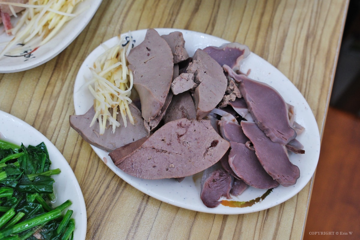 苗栗.竹南|國鼎鵝肉飯·玉里麵|鮮嫩鵝肉料理與道地香Q玉里麵 一到用餐時間就客滿的竹南小吃店 - 第23張圖 苗栗.竹南|國鼎鵝肉飯·玉里麵|鮮嫩鵝肉料理與道地香Q玉里麵 一到用餐時間就客滿的竹南小吃店