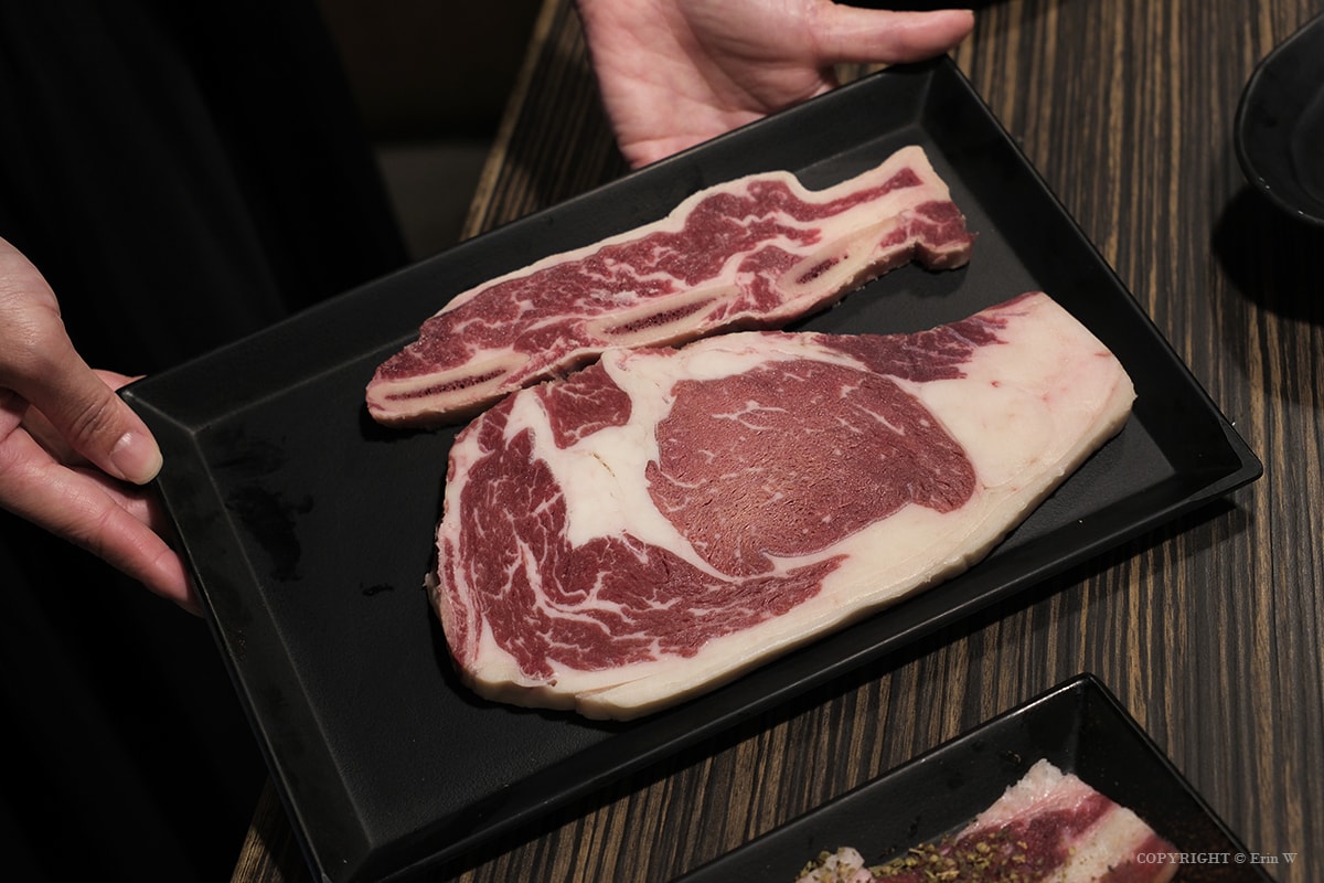 新竹・湖口|三印燒肉|挑戰極致火烤兩吃的海陸盛宴 1988元頂級龍蝦、和牛吃到飽 - 第30張圖 新竹・湖口|三印燒肉|挑戰極致火烤兩吃的海陸盛宴 1988元頂級龍蝦、和牛吃到飽