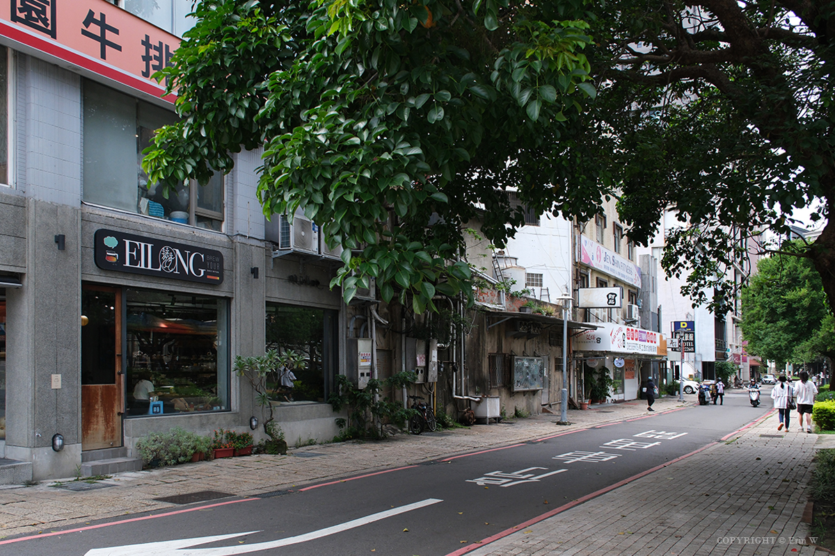 新竹|Eilong宜龍 新竹門市|不只是器皿專賣店 揉合東方茶香與手沖咖啡的質感美學空間 - 第3張圖 新竹|Eilong宜龍 新竹門市|不只是器皿專賣店 揉合東方茶香與手沖咖啡的質感美學空間