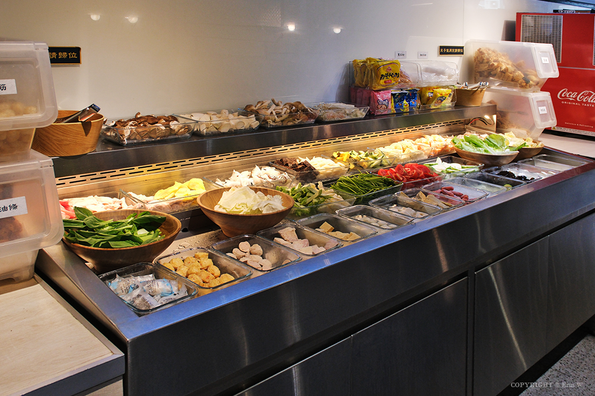 新竹｜陳阿姨火鍋灶咖｜平日商業午餐$399套餐含自助吧＋Cold Stone吃到飽！阿姨真的怕你餓
