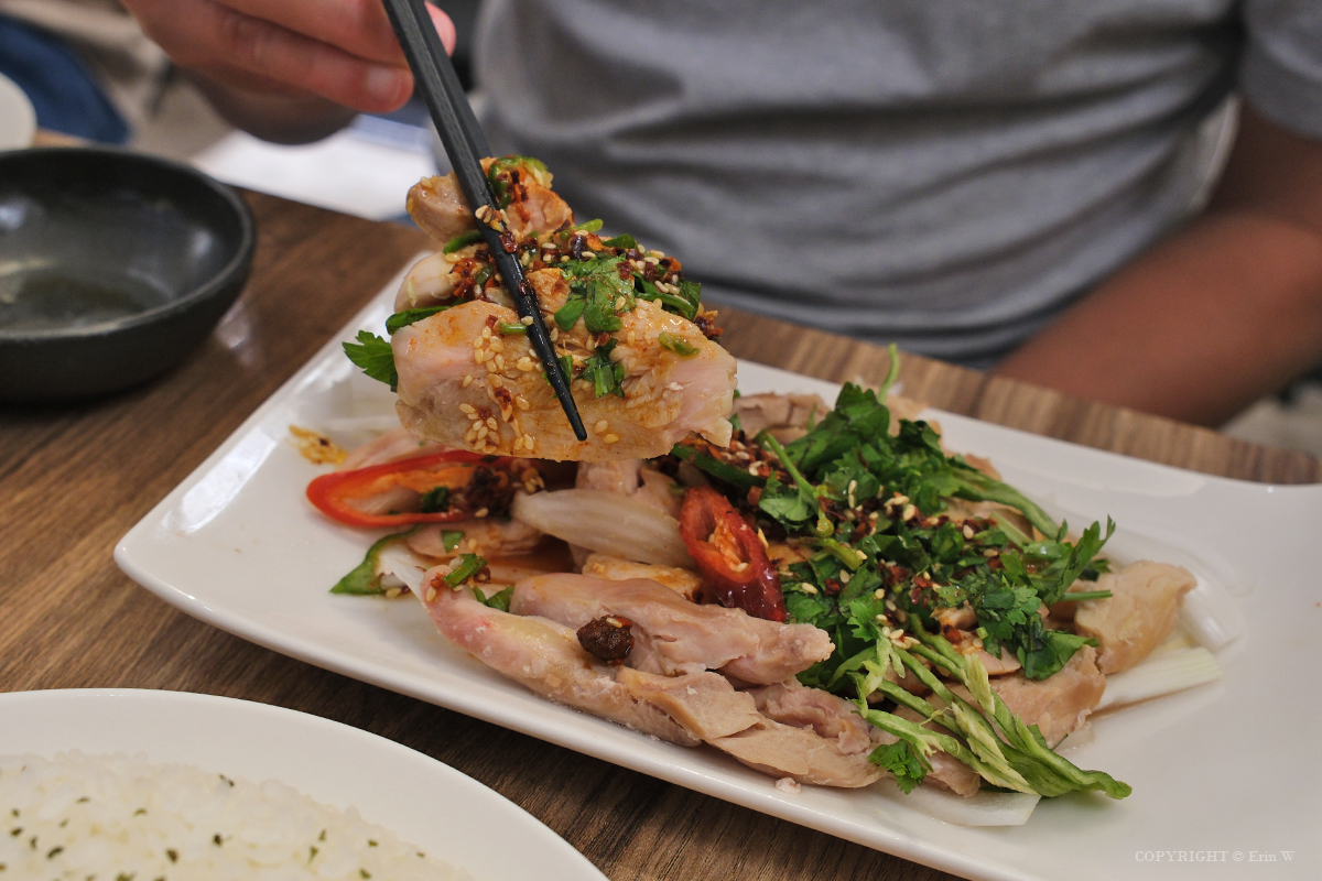 新竹・竹北｜UNCLE RAY 串燒•牛飲•咖喱｜多元餐點滿足挑剔味蕾 大螢幕轉播賽事熱血開吃