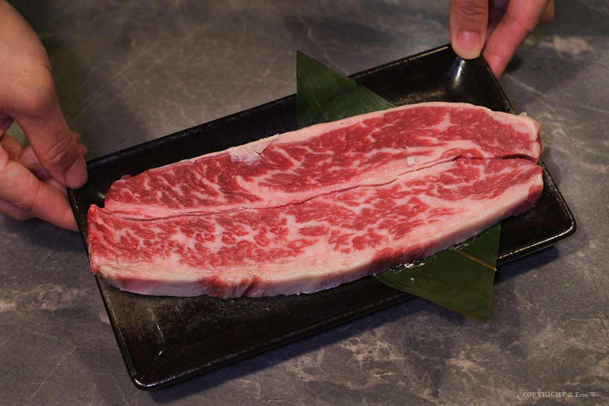 新竹・竹北｜吃肉肉燒肉專門店-竹北店｜不只吃燒肉！A5和牛、生魚片、手搖飲、甜點一次全包了！