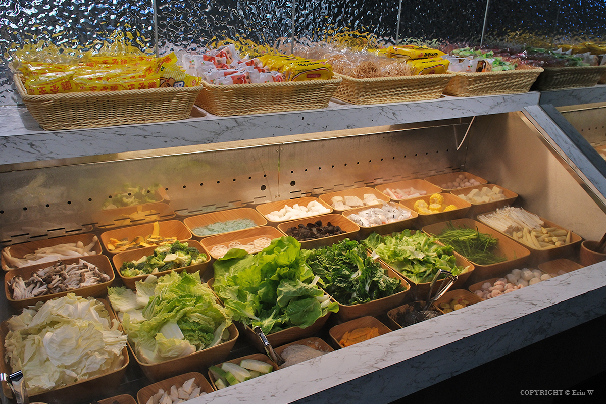 新竹・竹北｜超有肉涮涮屋 竹北店PLUS｜299元商業午餐超划算！壽星肉量+50% 小朋友喊通關密語送禮物